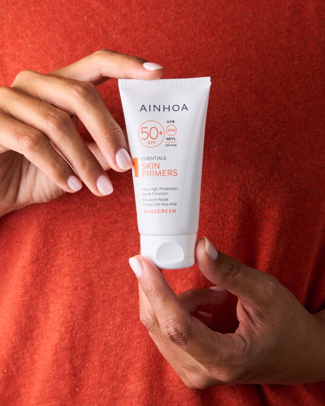 Bescherming die met je meegaat. De Very High Protection Facial Emulsion SPF50